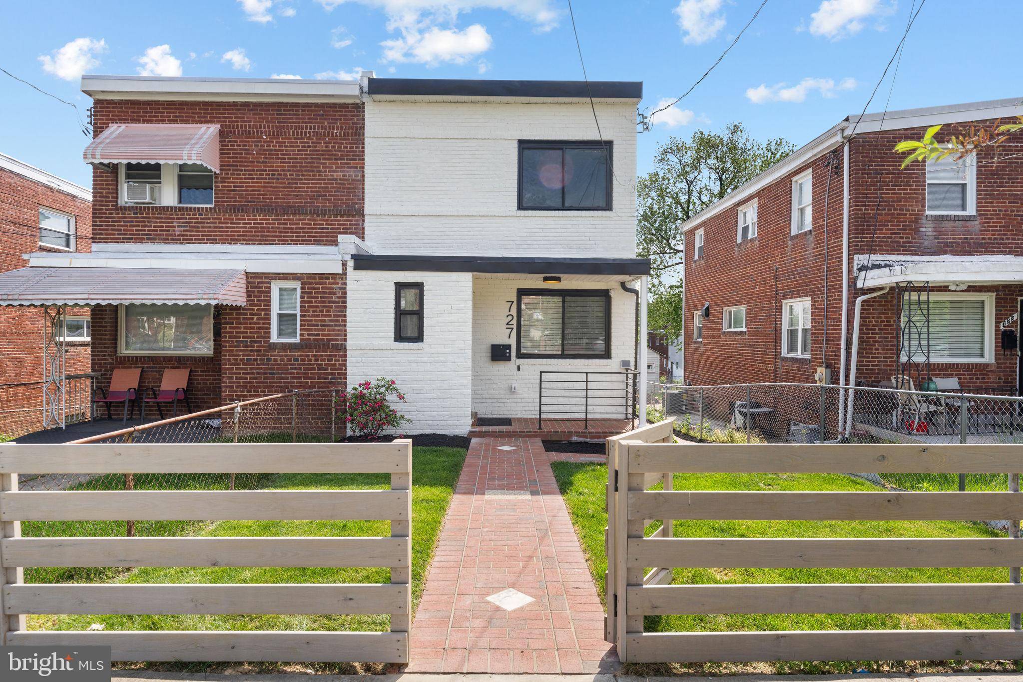 Washington, DC 20011,727 OGLETHORPE ST NE
