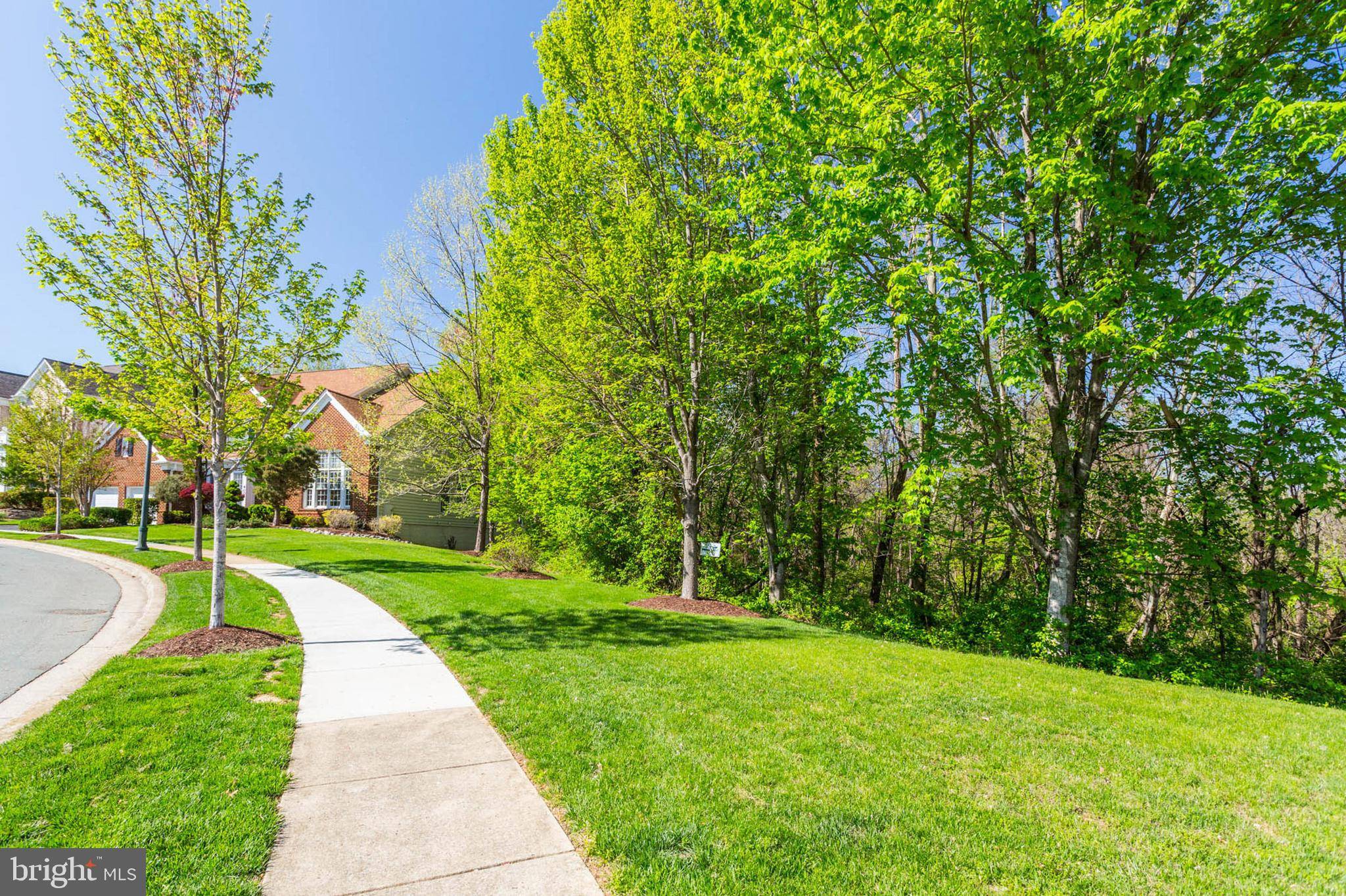 Rockville, MD 20850,400 LONG TRAIL TER