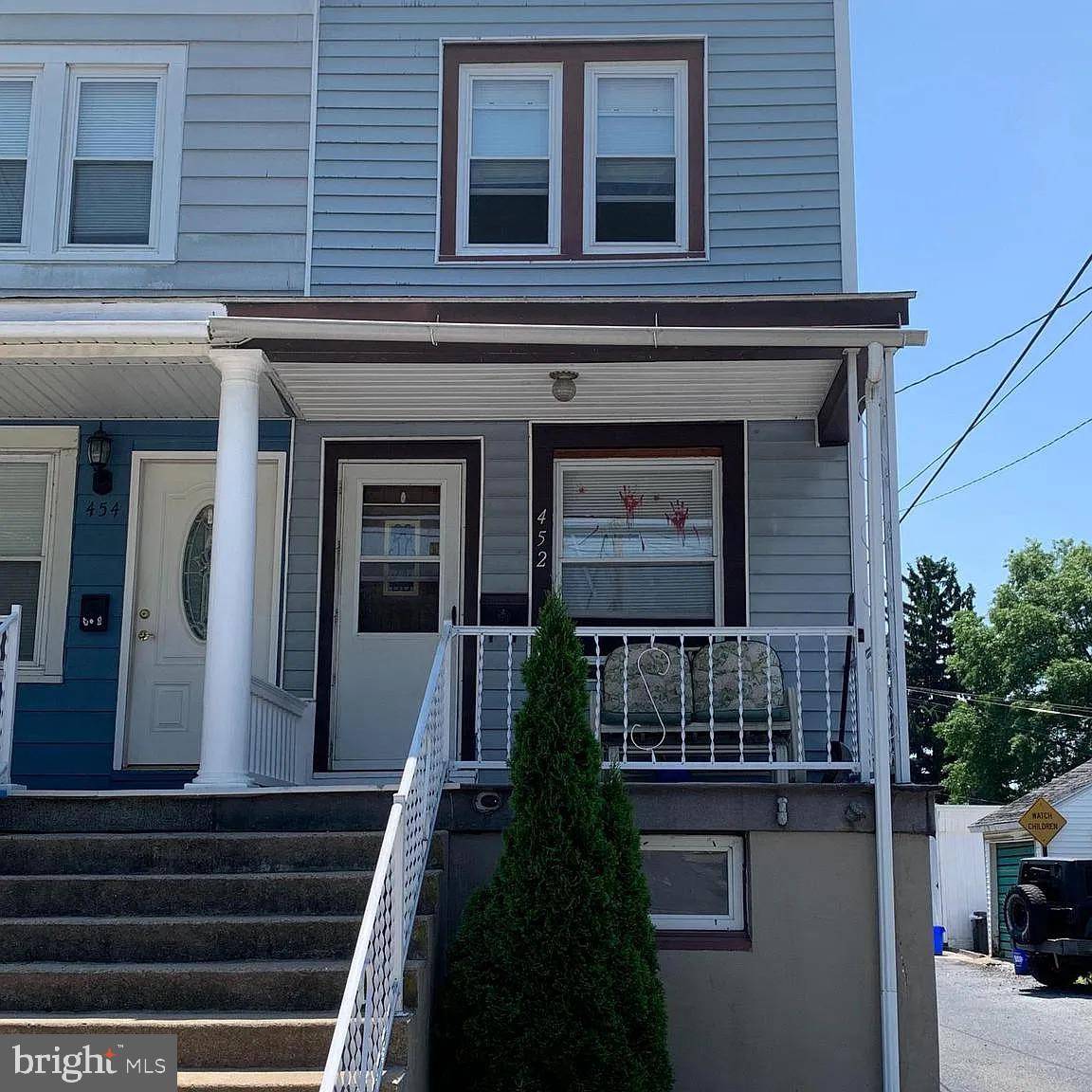 Hamburg, PA 19526,452 E ARCH ST