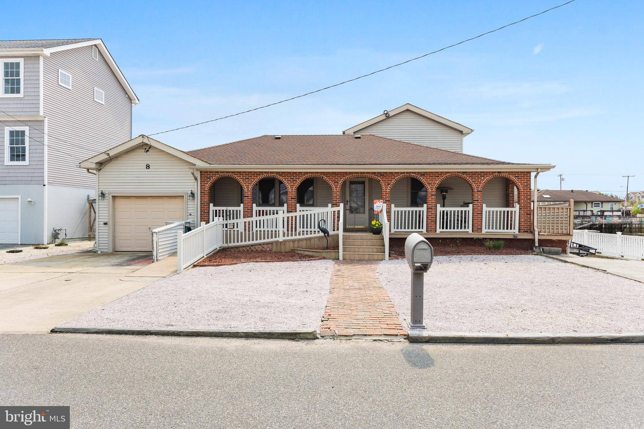 Tuckerton, NJ 08087,8 N CAPTAINS DR