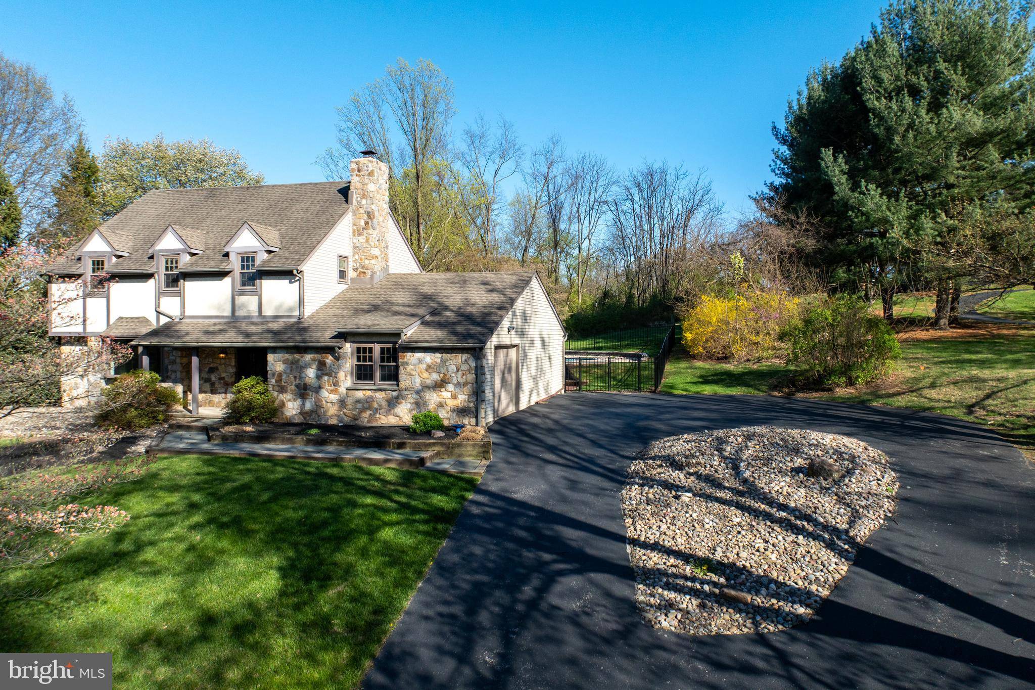Pottstown, PA 19465,800 SCHOLL RD