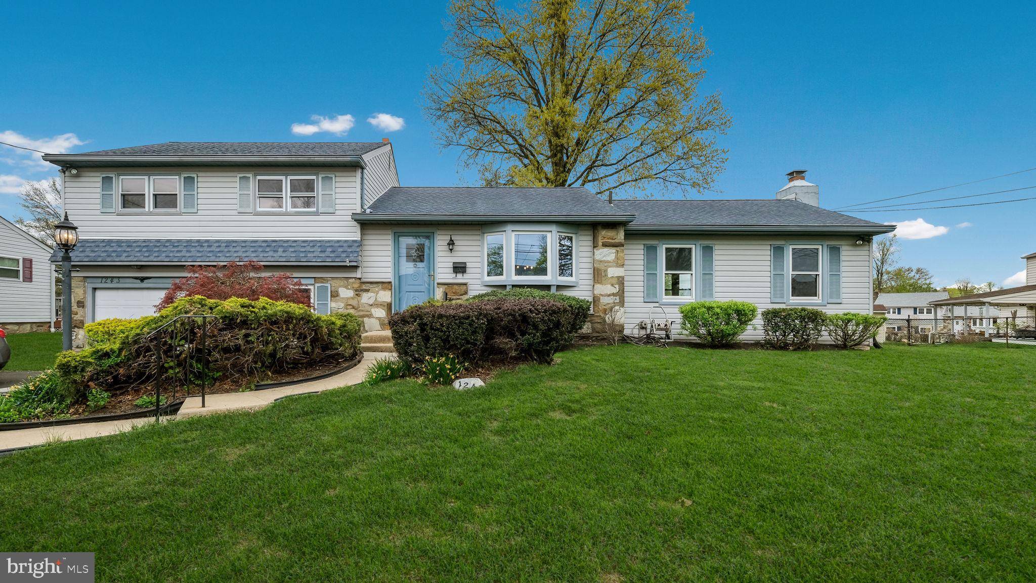Warminster, PA 18974,1243 TULIP RD