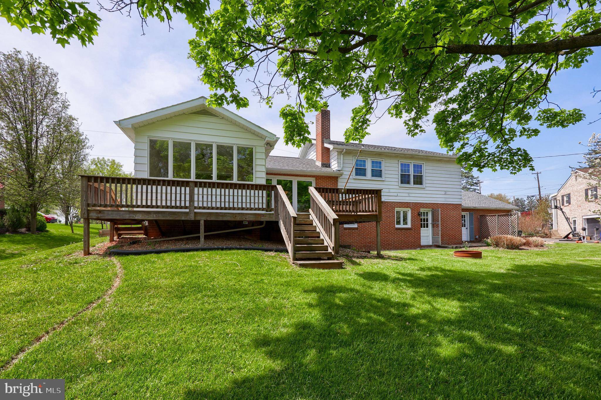York, PA 17408,1571 NORTH DR