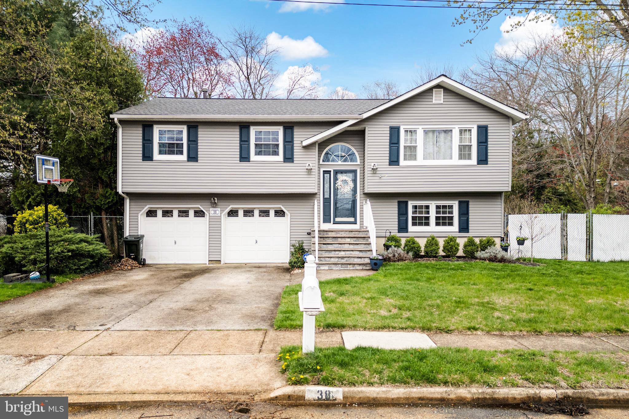 Monroe Township, NJ 08831,38 EVERGREEN TER