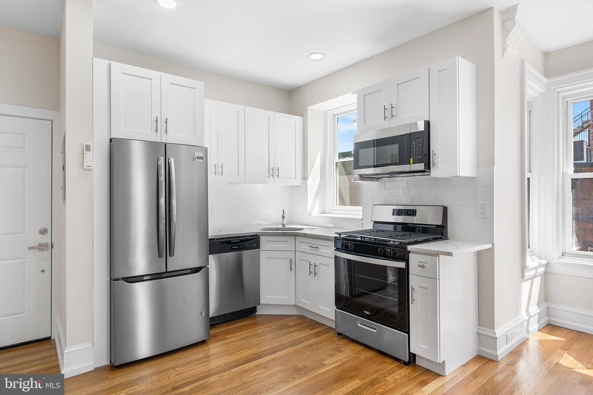 Philadelphia, PA 19130,2309 GREEN ST #3F
