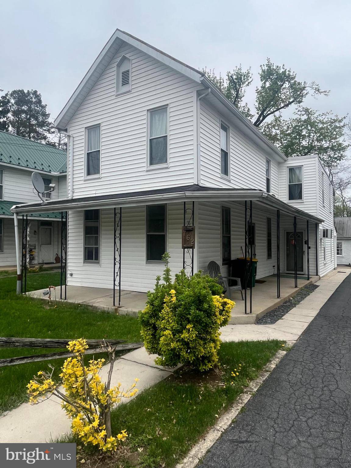 Chambersburg, PA 17201,762 BROAD STREET #B- FIRST FLOOR