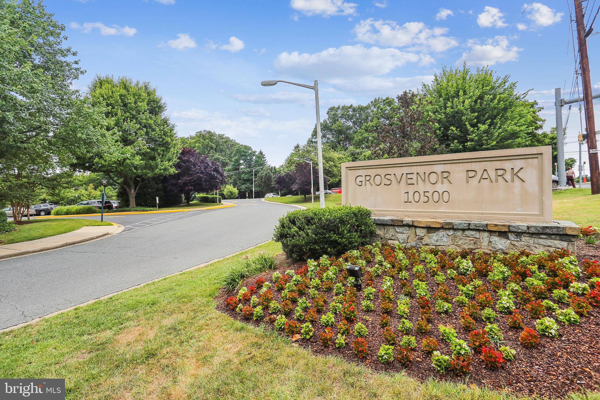 Rockville, MD 20852,10500 ROCKVILLE PIKE #916
