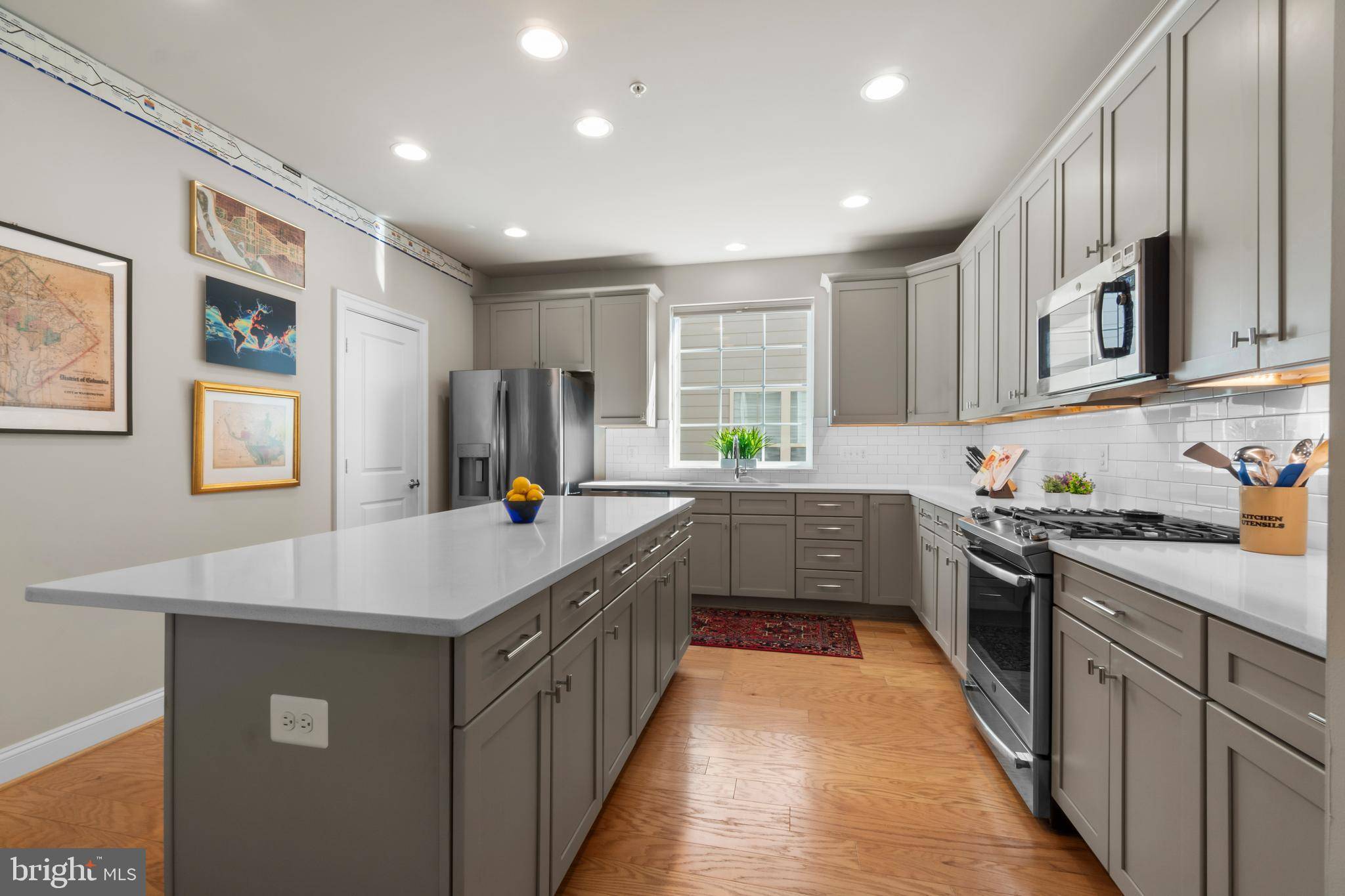 Annapolis, MD 21403,57 PRIMROSE HILL LN