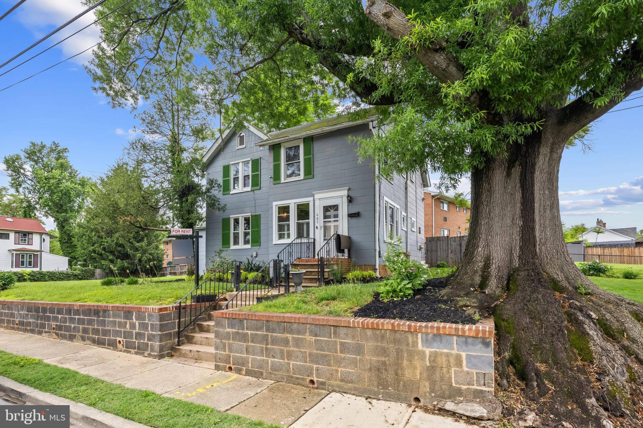 Laurel, MD 20707,605 PRINCE GEORGE ST