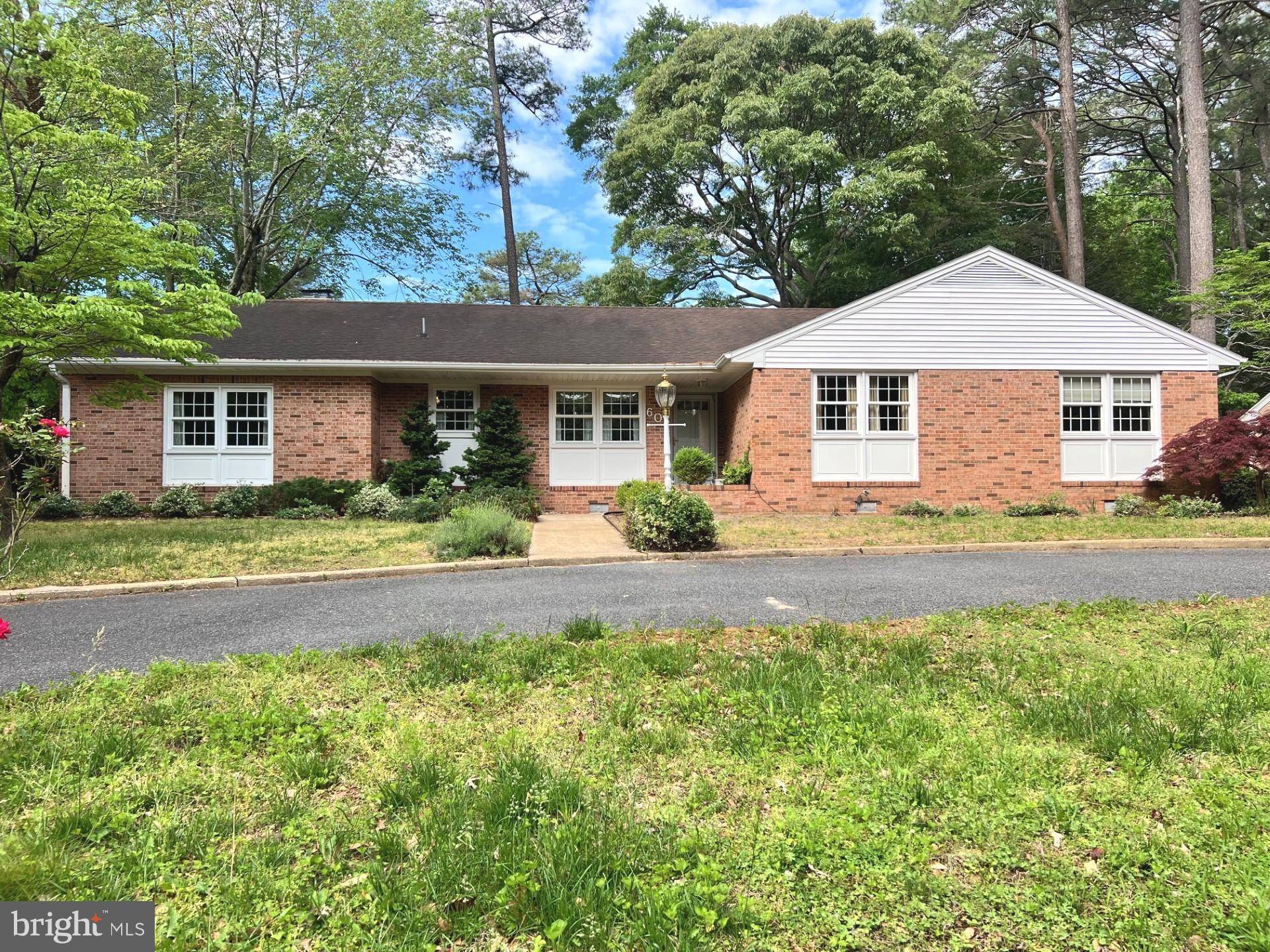 Salisbury, MD 21801,602 HUNTING PARK DR