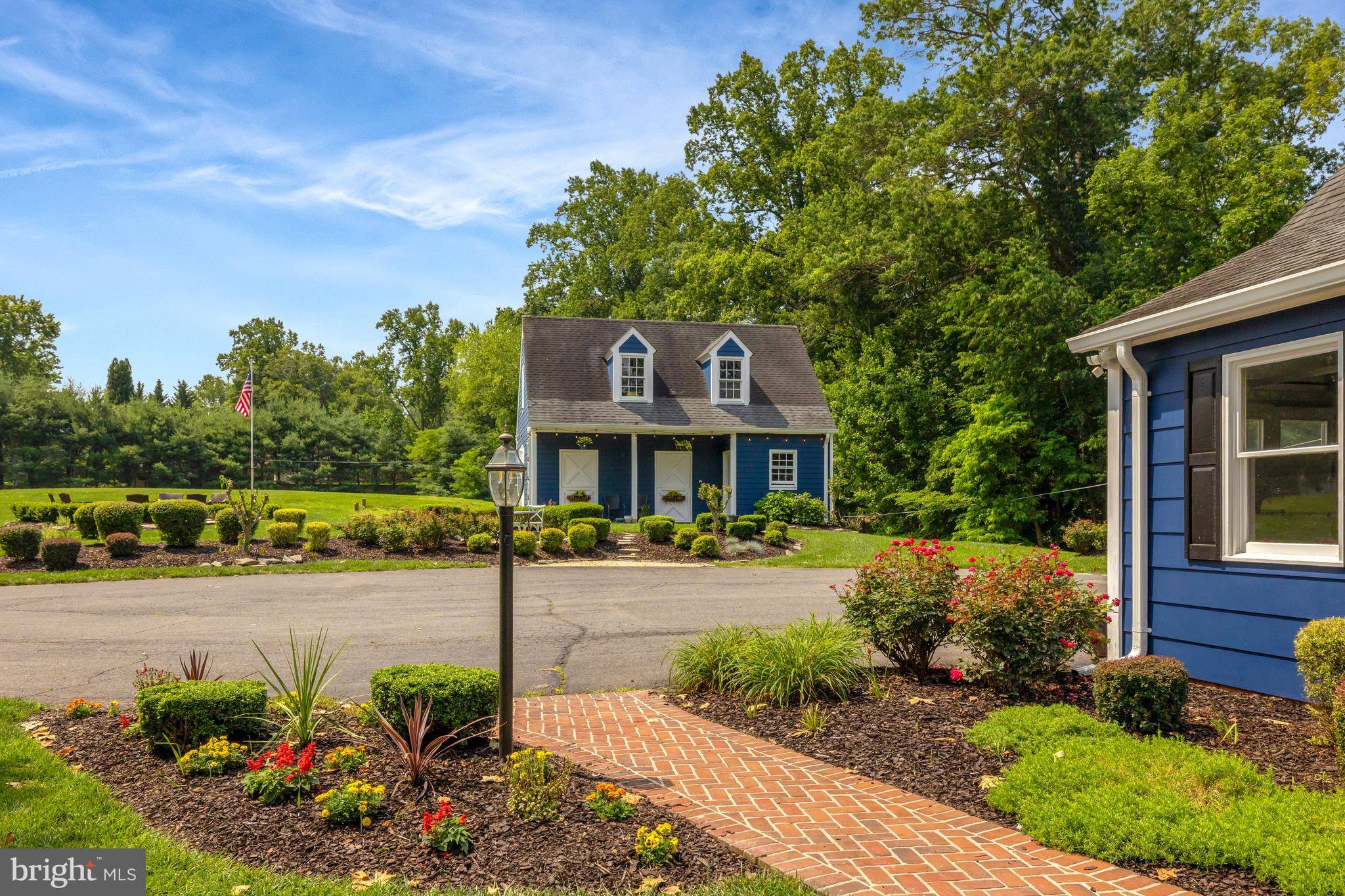 Great Falls, VA 22066,218 WALKER RD