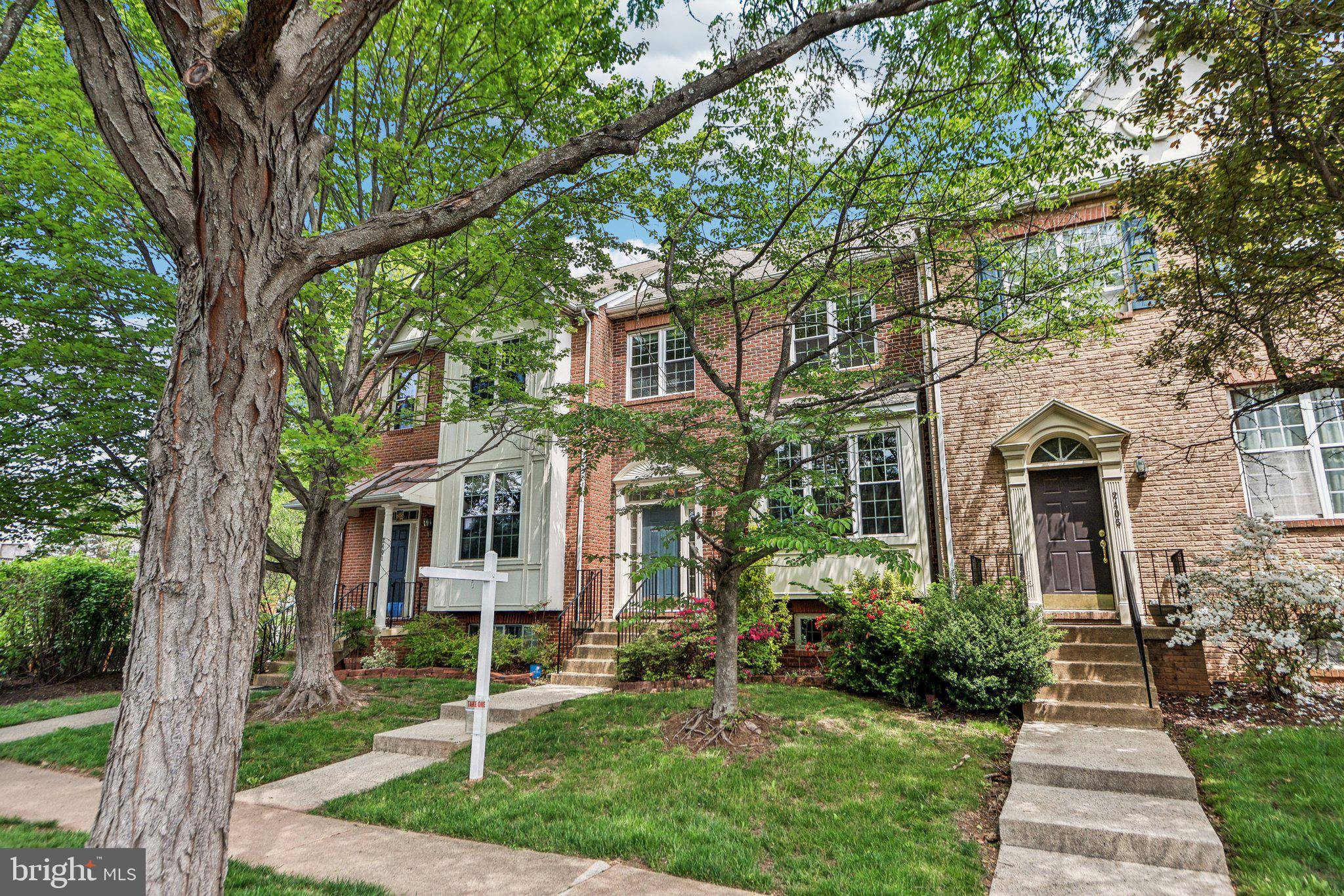 Herndon, VA 20171,2403 FIELDCREEK DR