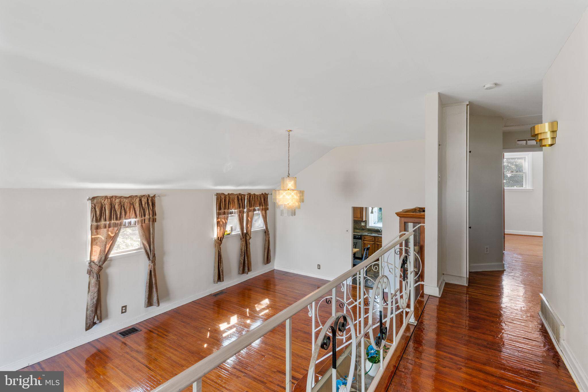 Philadelphia, PA 19115,9967 VERREE RD