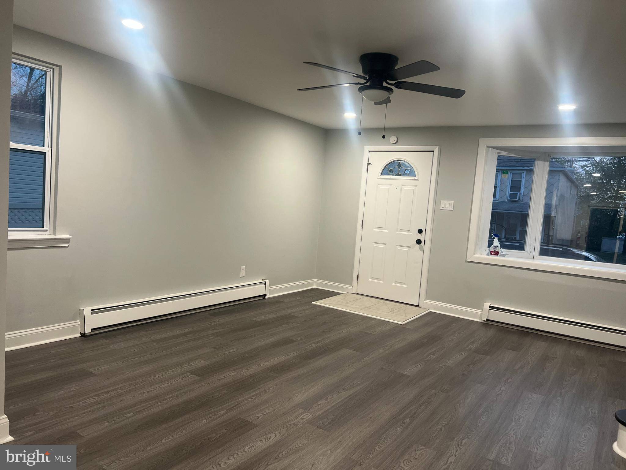 Folsom, PA 19033,410 BUCHANAN AVE