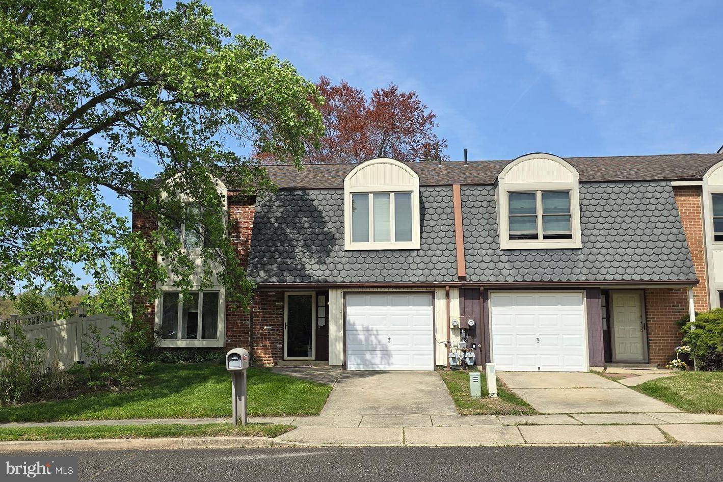 Clementon, NJ 08021,2 CARDINAL DR