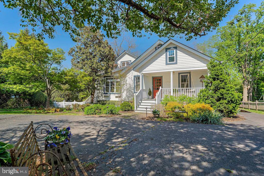 Vienna, VA 22181,2731 HIDDEN RD
