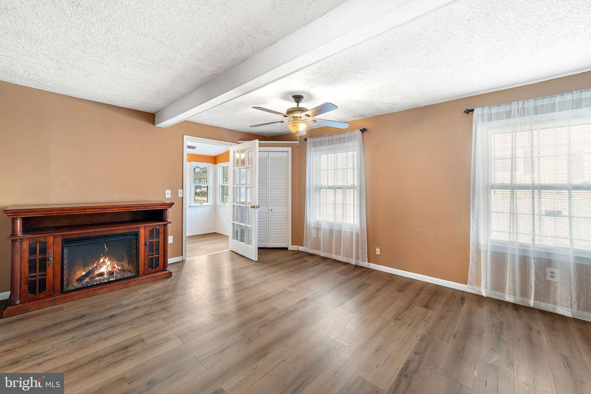 Vineland, NJ 08360,59 COLUMBIA