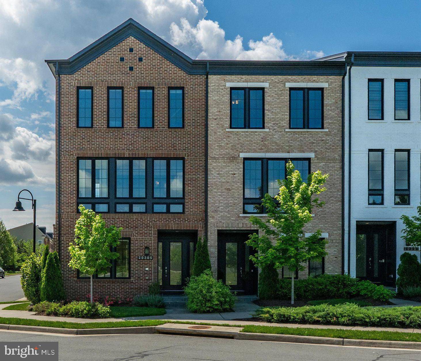 Ashburn, VA 20147,20305 SAVIN HILL DR