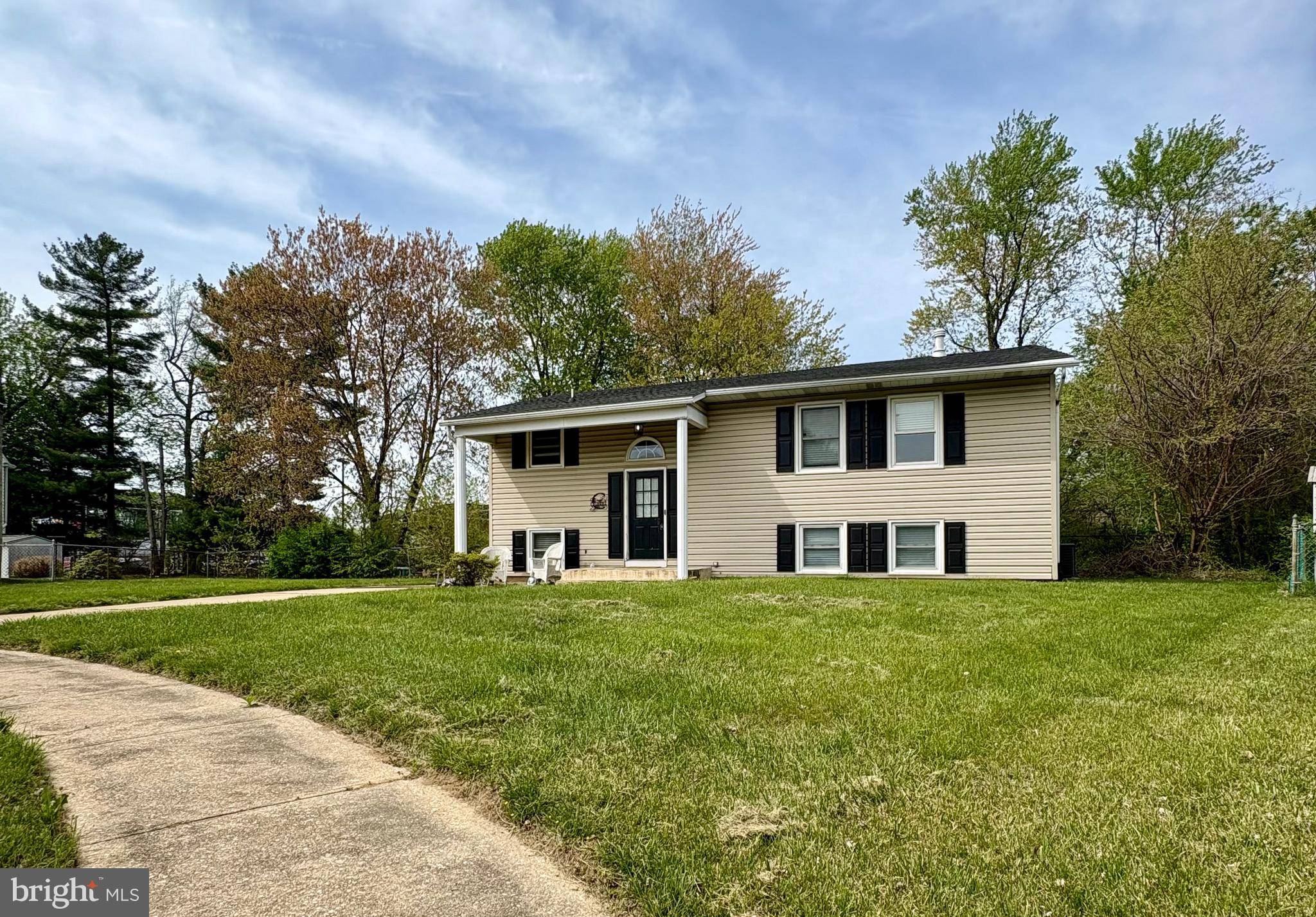 Newark, DE 19713,175 PINEFIELD CT