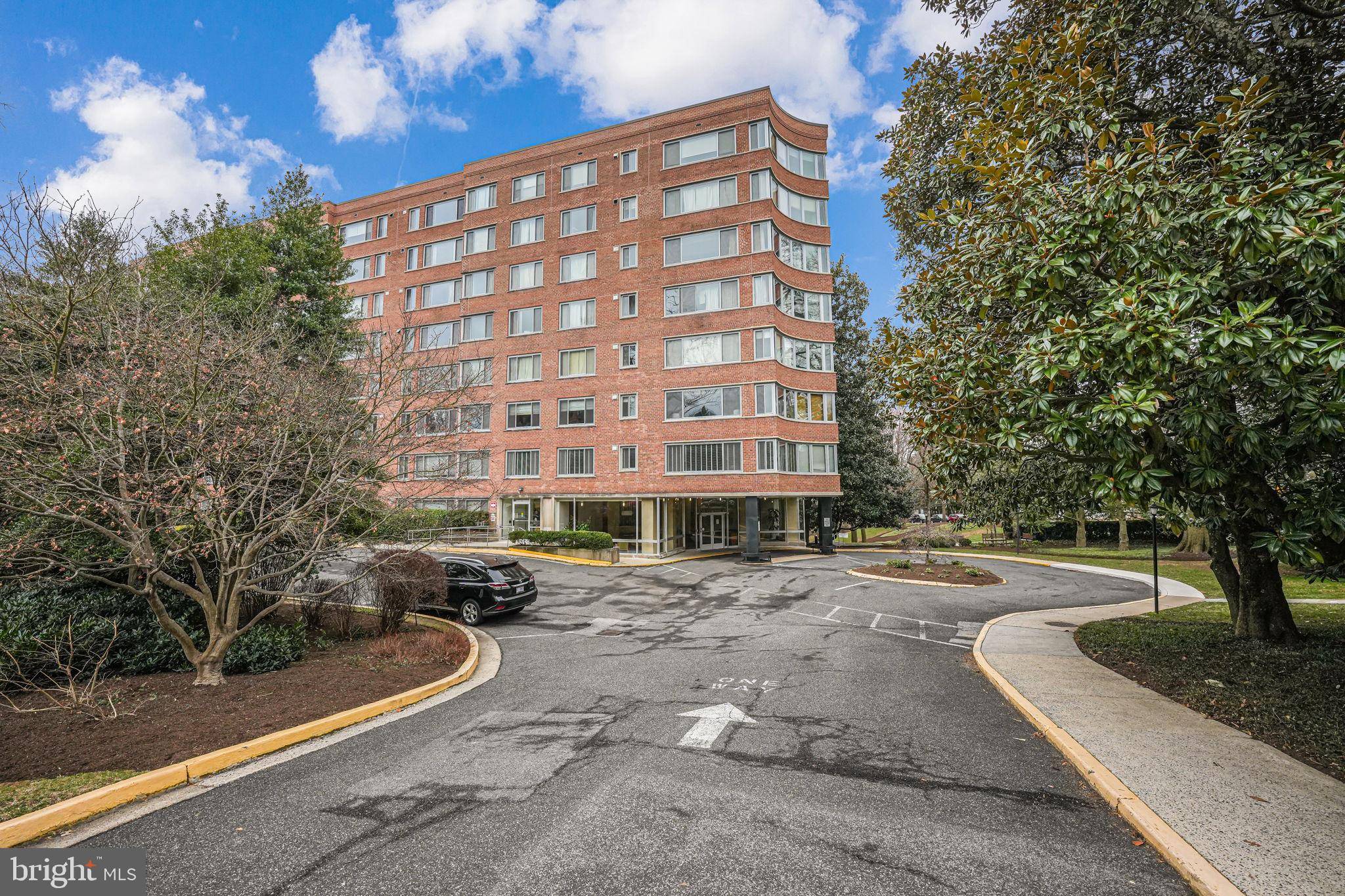 Washington, DC 20016,4200 CATHEDRAL AVE NW #809