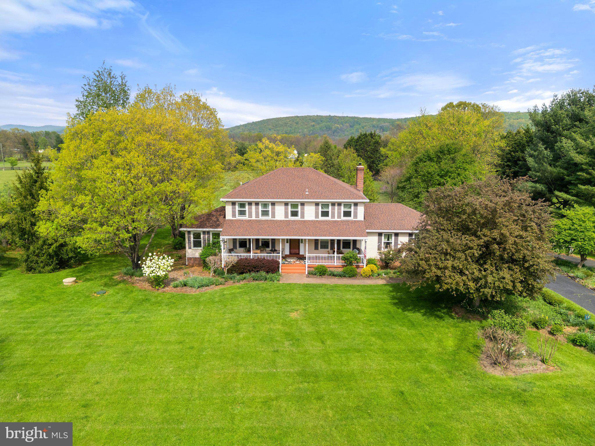 Hillsboro, VA 20132,36111 ASHBY FARM CIR