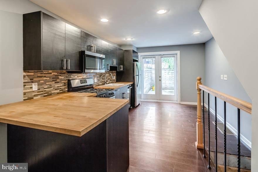 Philadelphia, PA 19123,932 N HANCOCK ST