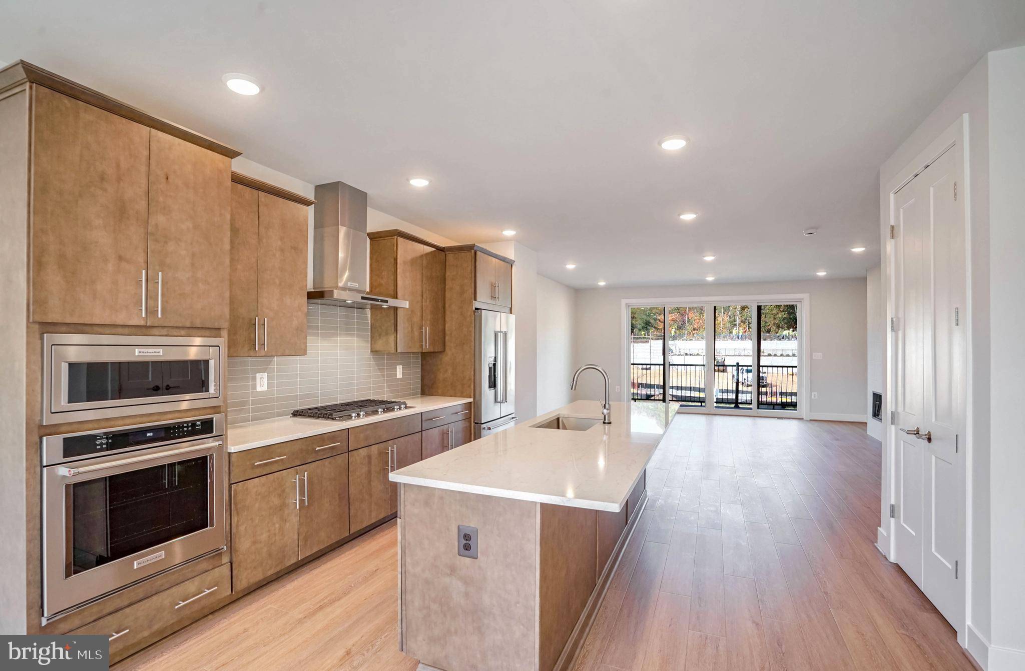Reston, VA 20190,1613 FELLOWSHIP SQ