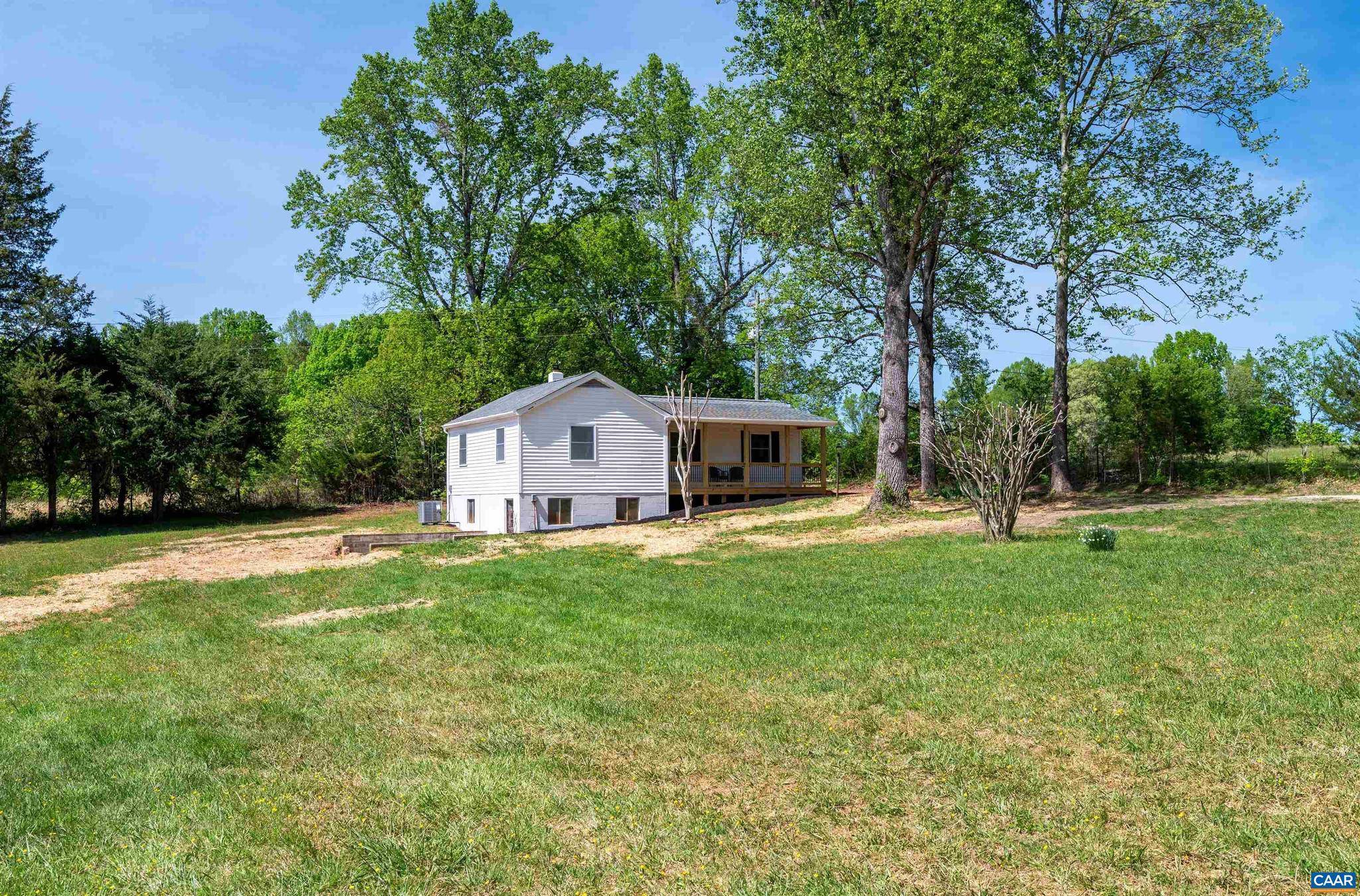 Columbia, VA 23038,1867 STAGE JUNCTION RD
