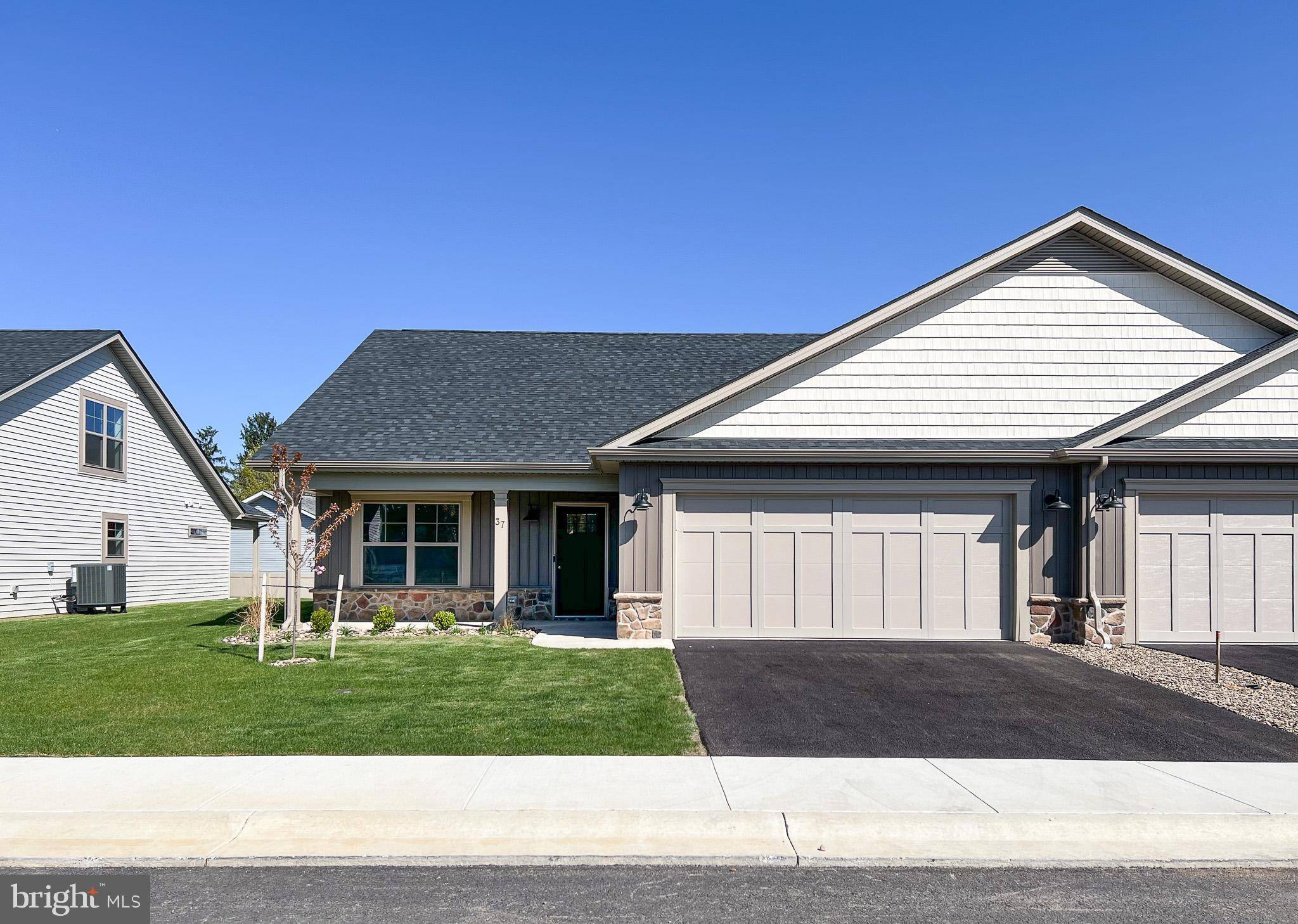Martinsburg, WV 25404,37 GRAINFIELD CT