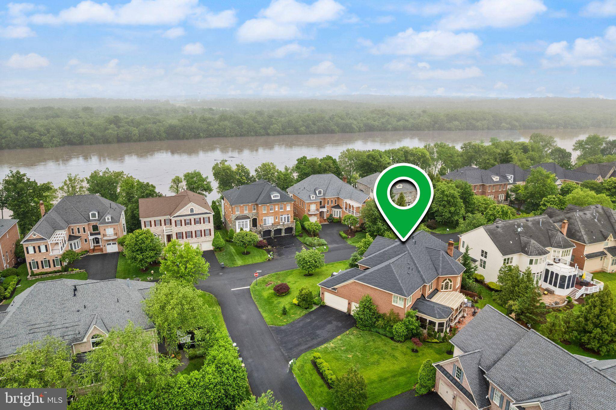 Leesburg, VA 20176,18250 GLEN OAK WAY
