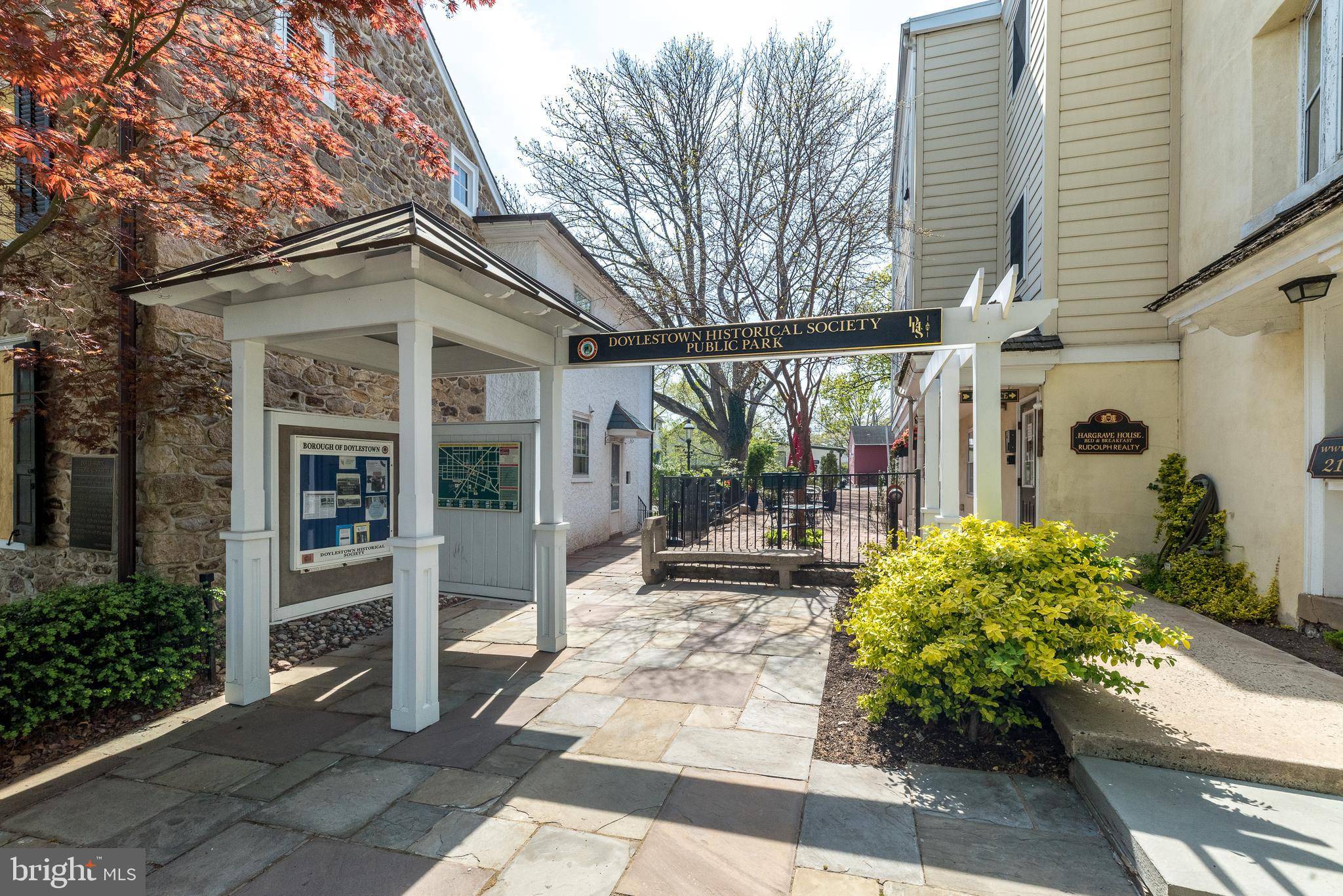 Doylestown, PA 18901,4 W OAKLAND AVE #2A