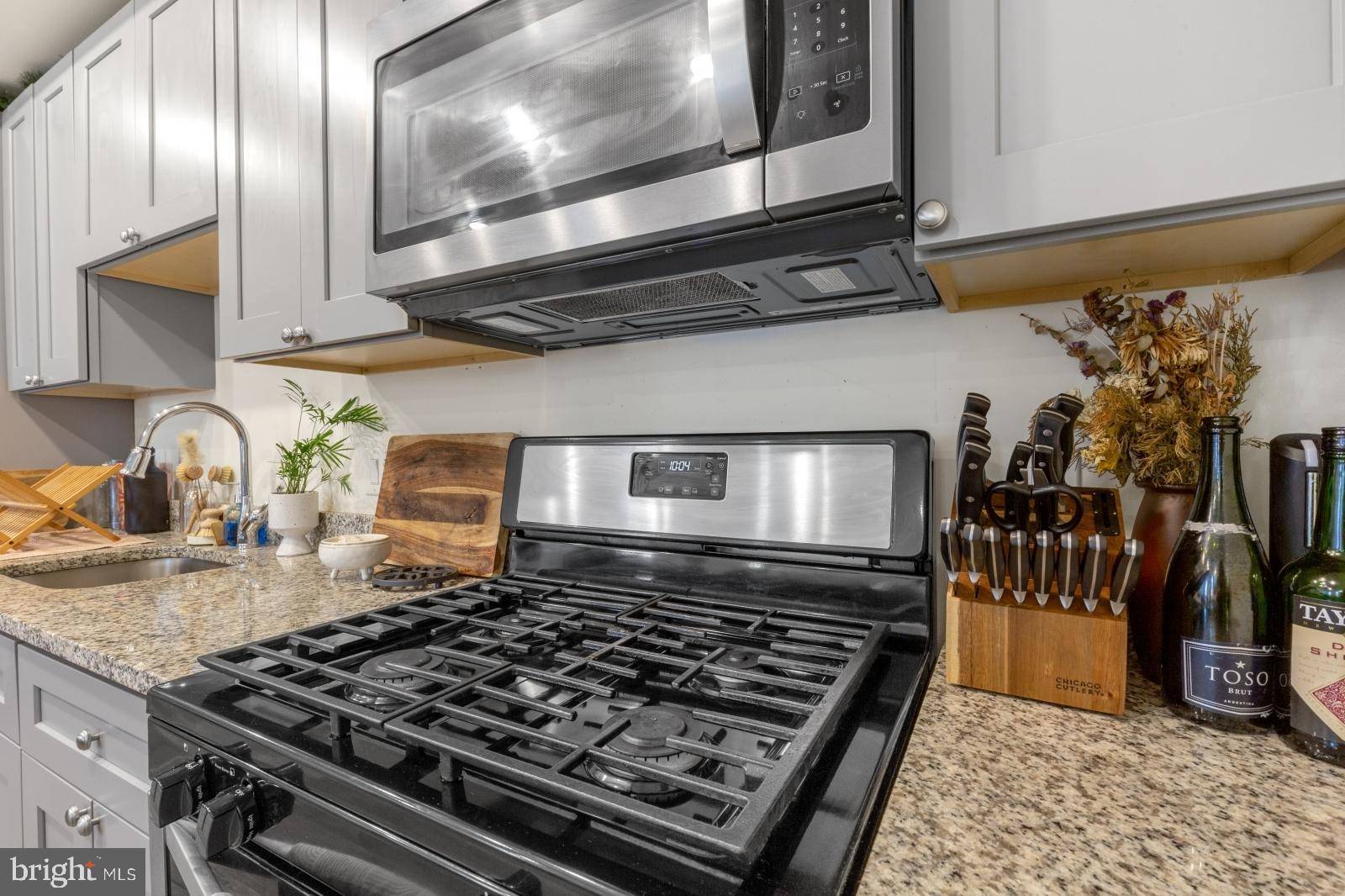 Philadelphia, PA 19125,2411 KENSINGTON AVE #307