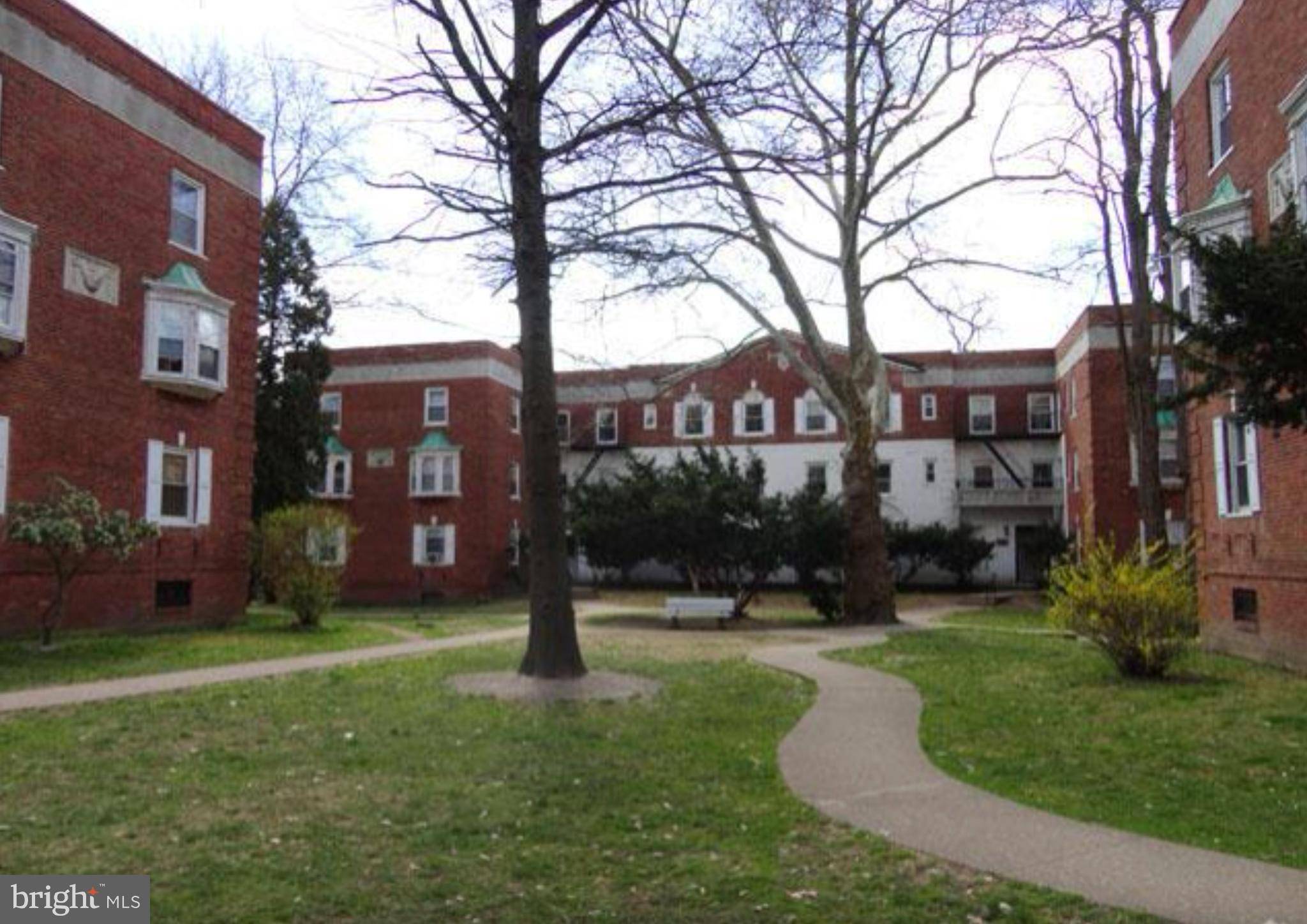Trenton, NJ 08618,455 W STATE ST #S1B