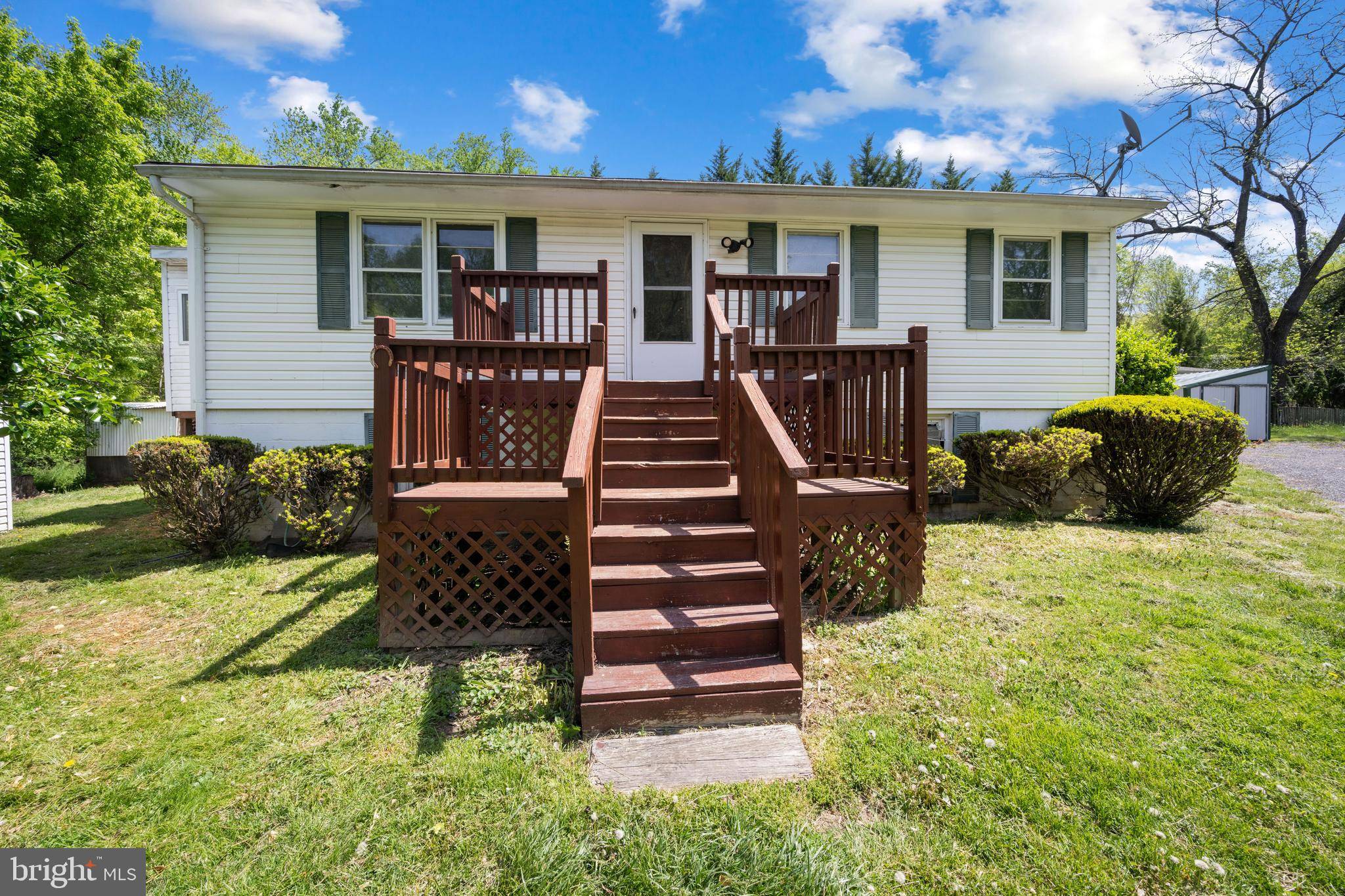 Sandy Spring, MD 20860,18305 BROOKE RD