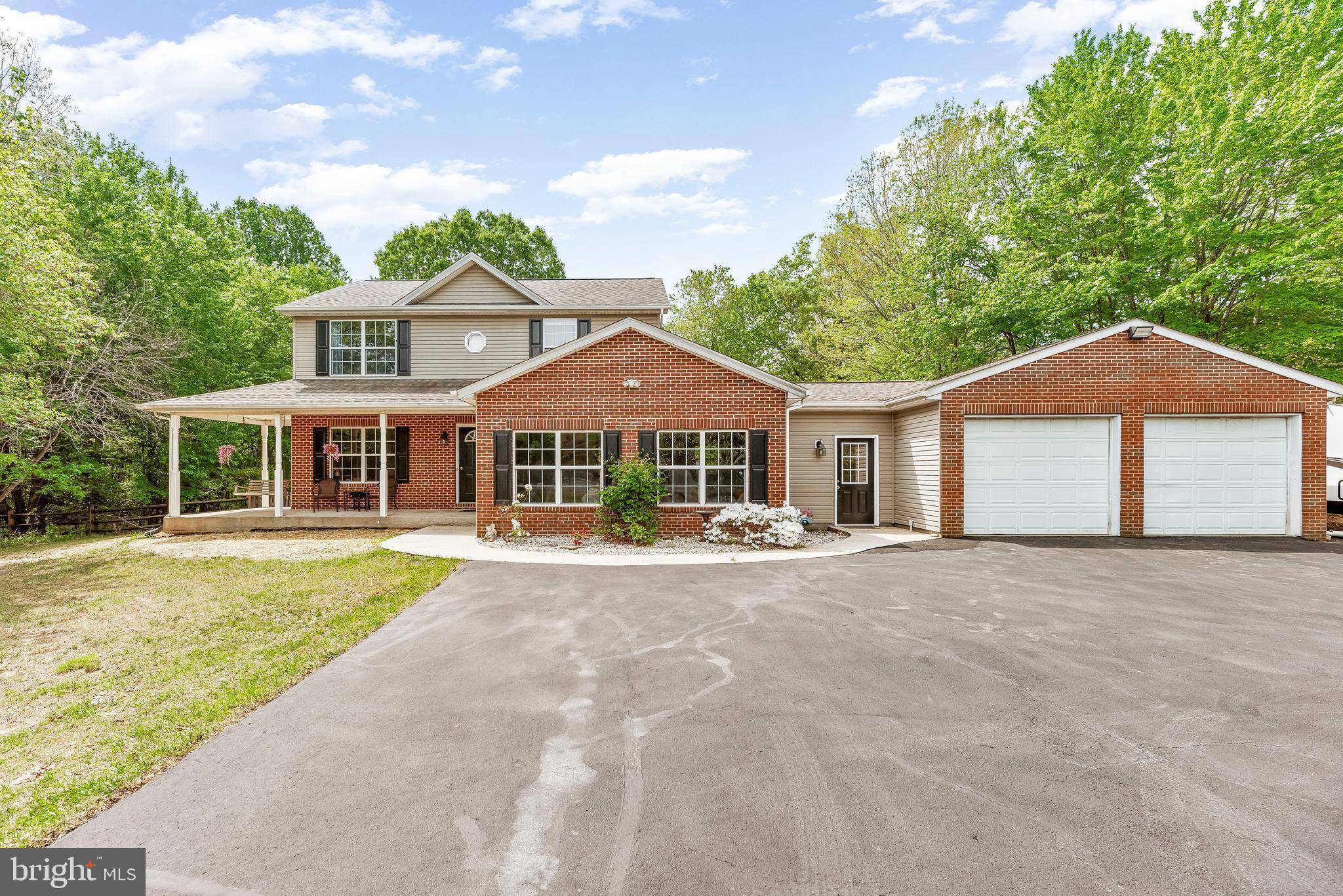 La Plata, MD 20646,7870 LAKES END CT