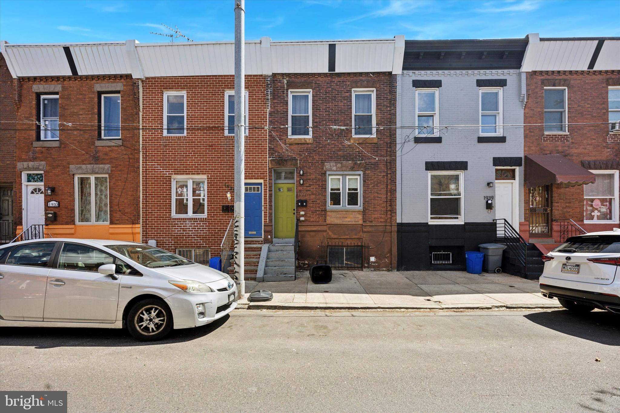 Philadelphia, PA 19145,1937 S 23RD ST