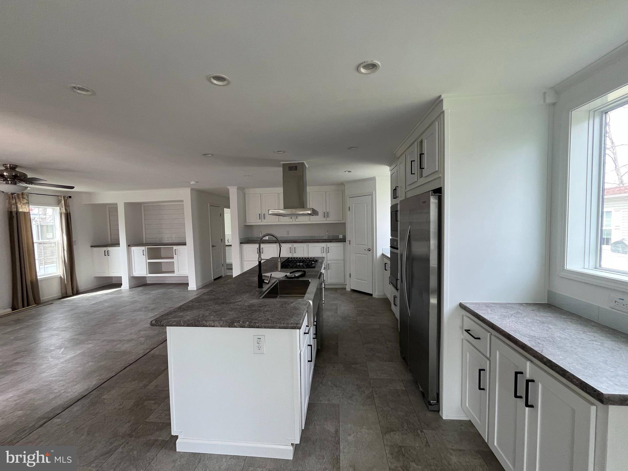 Green Lane, PA 18054,322 CEDAR DR