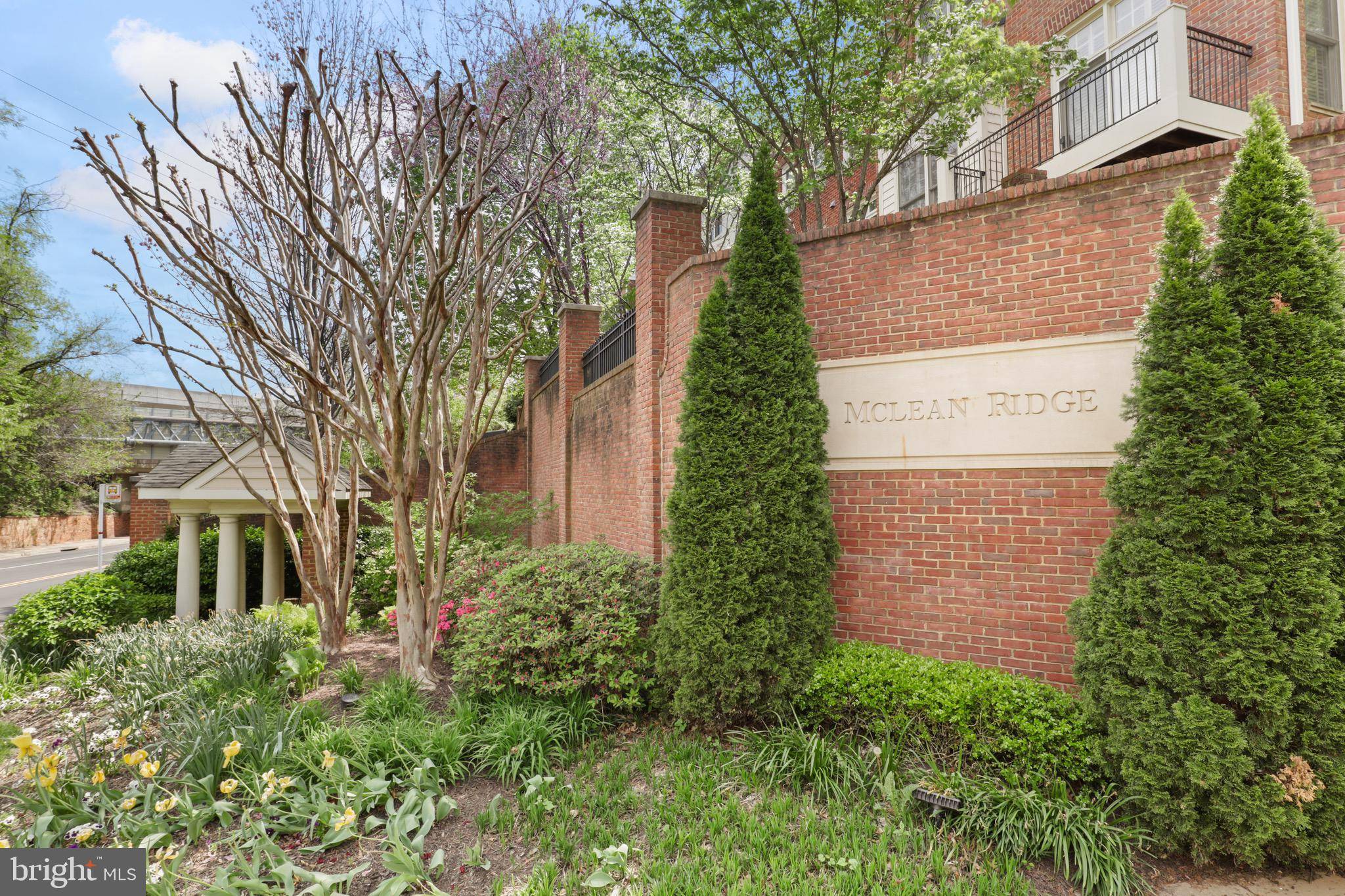 Mclean, VA 22102,1625 SENECA AVE