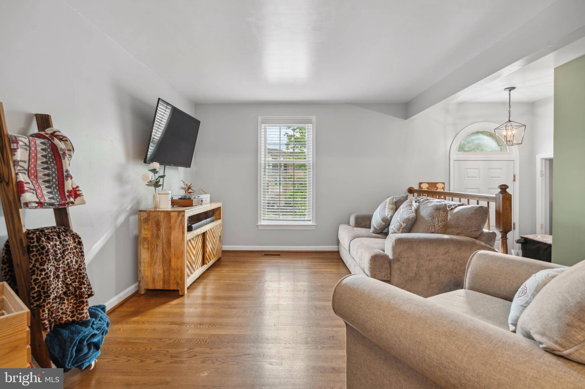 Frederick, MD 21701,8294 WATERSIDE CT