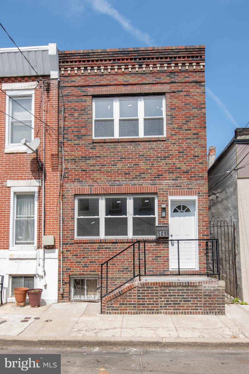 Philadelphia, PA 19148,509 FERNON ST