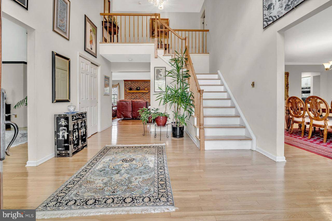 Hopewell, NJ 08525,8 COVENTRY LN