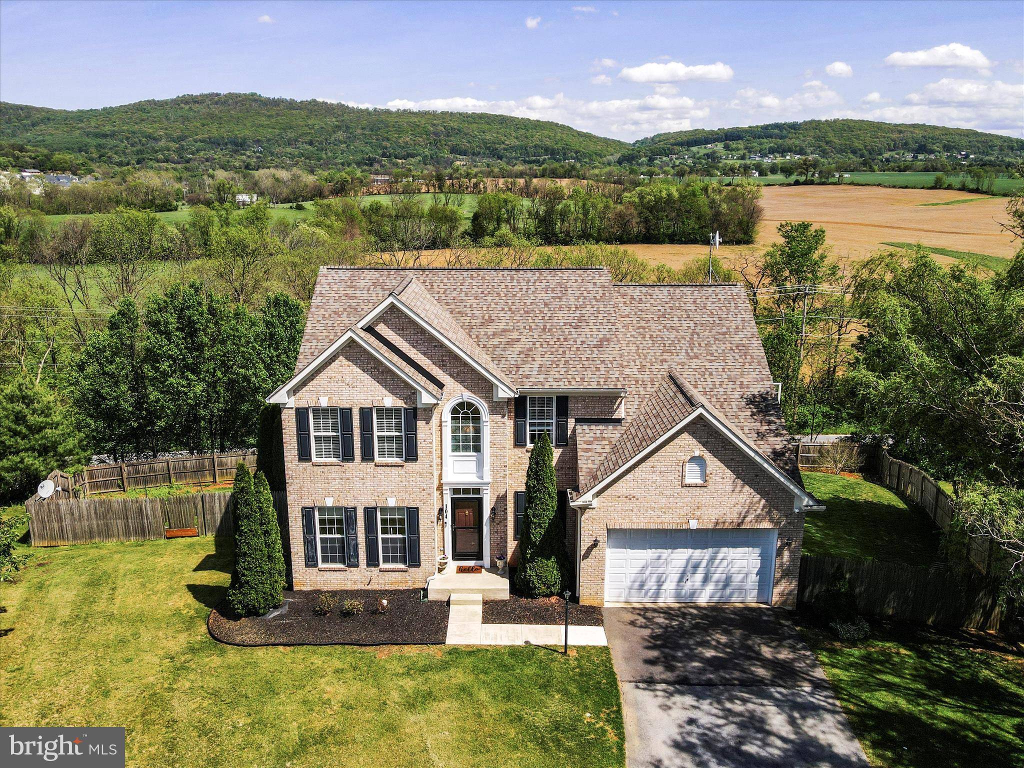 Boonsboro, MD 21713,104 MASON PL