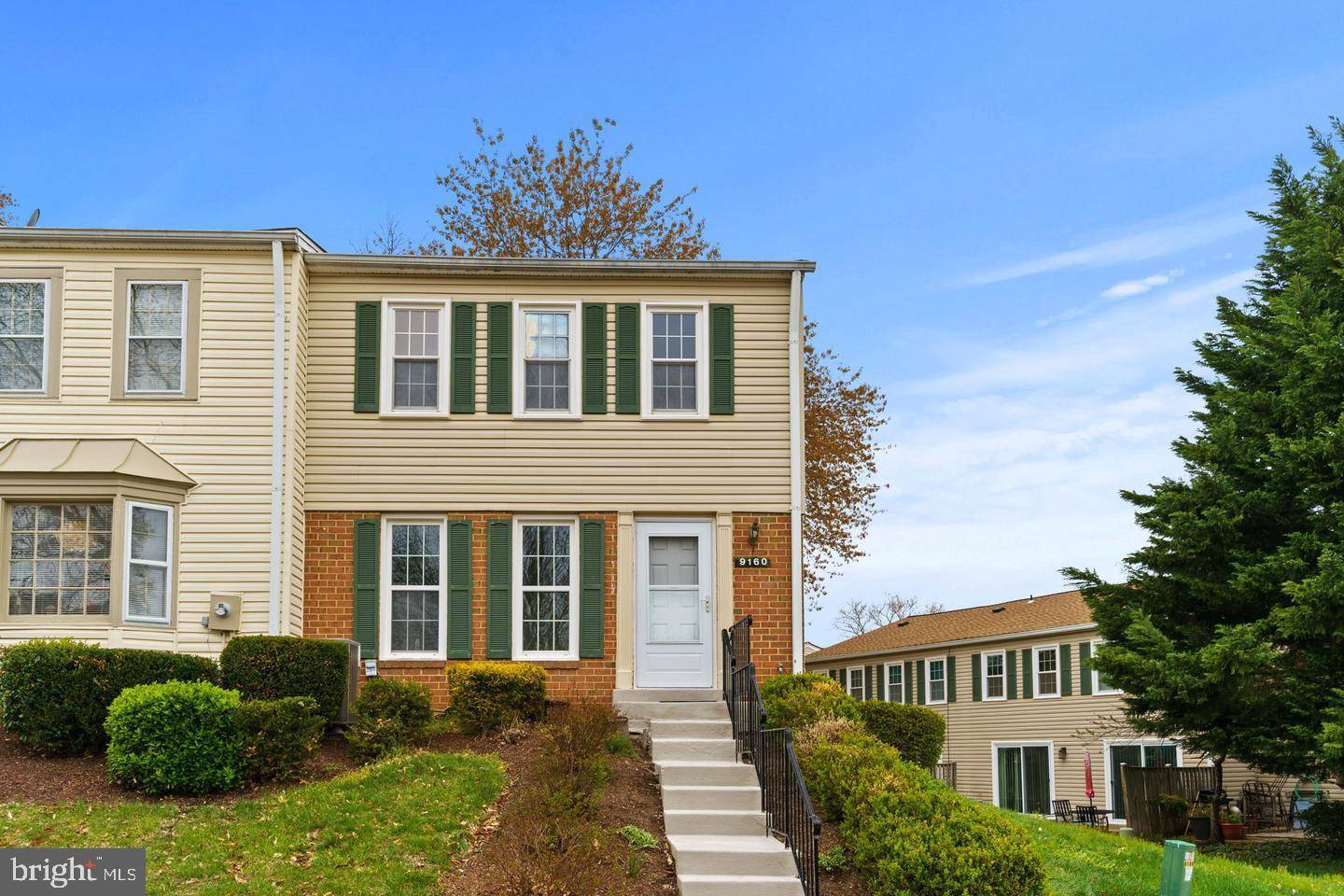 Burke, VA 22015,9160 BROKEN OAK PL #68C