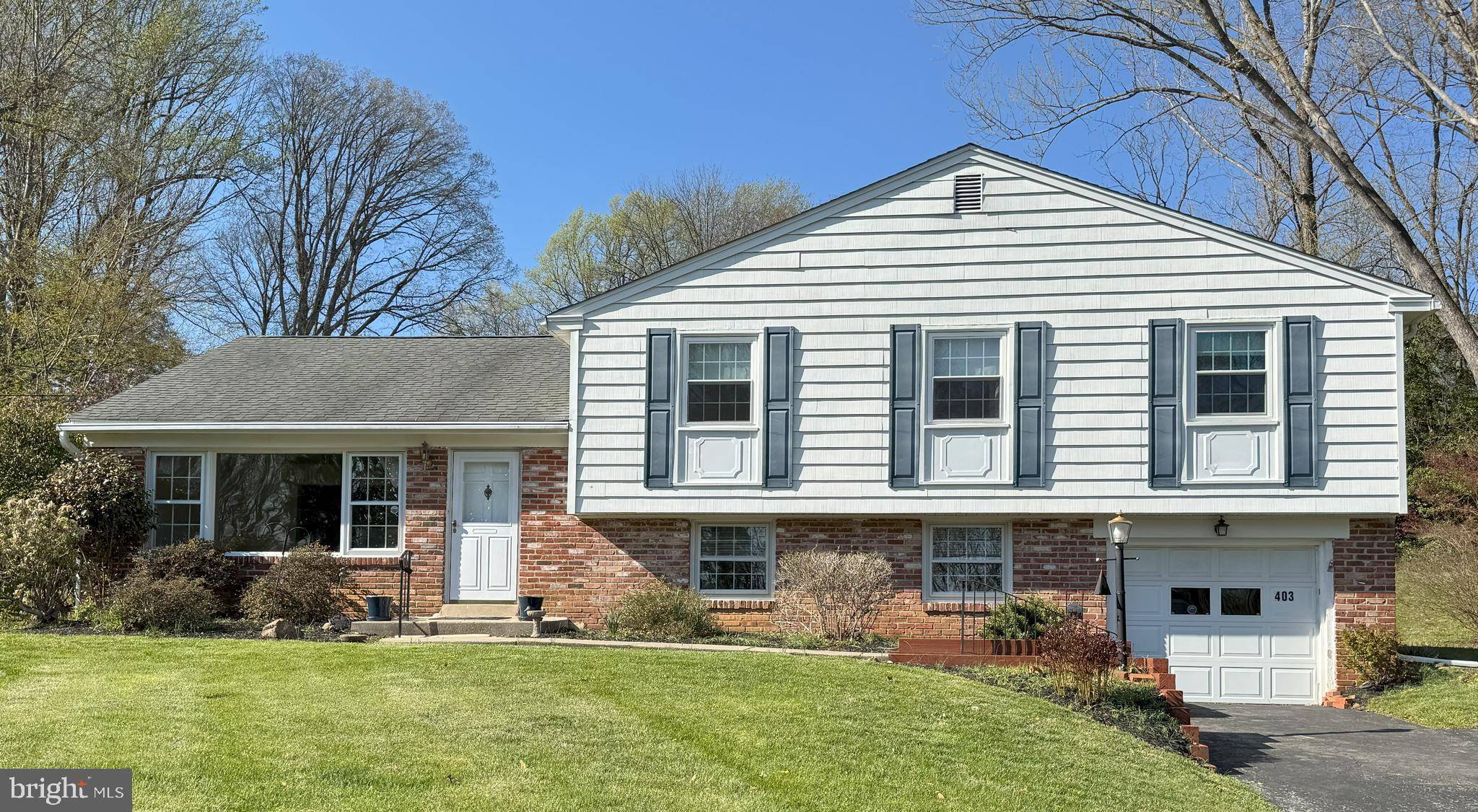 West Chester, PA 19382,403 LESLIE LN