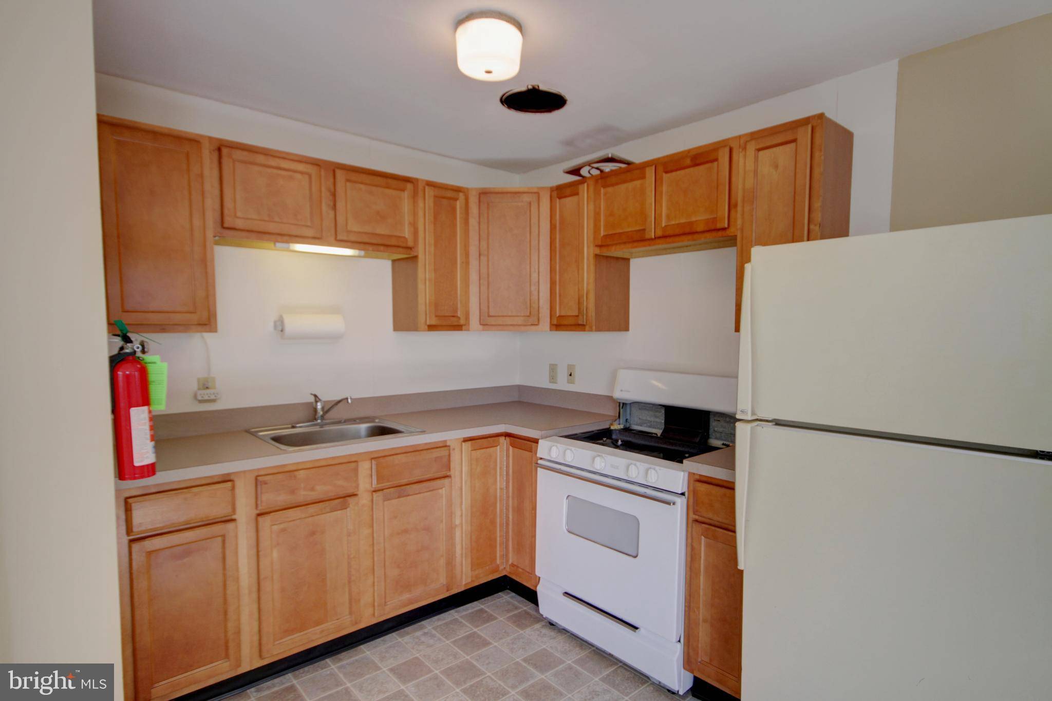 Lansdale, PA 19446,327 W 8TH ST #APARTMENT 2
