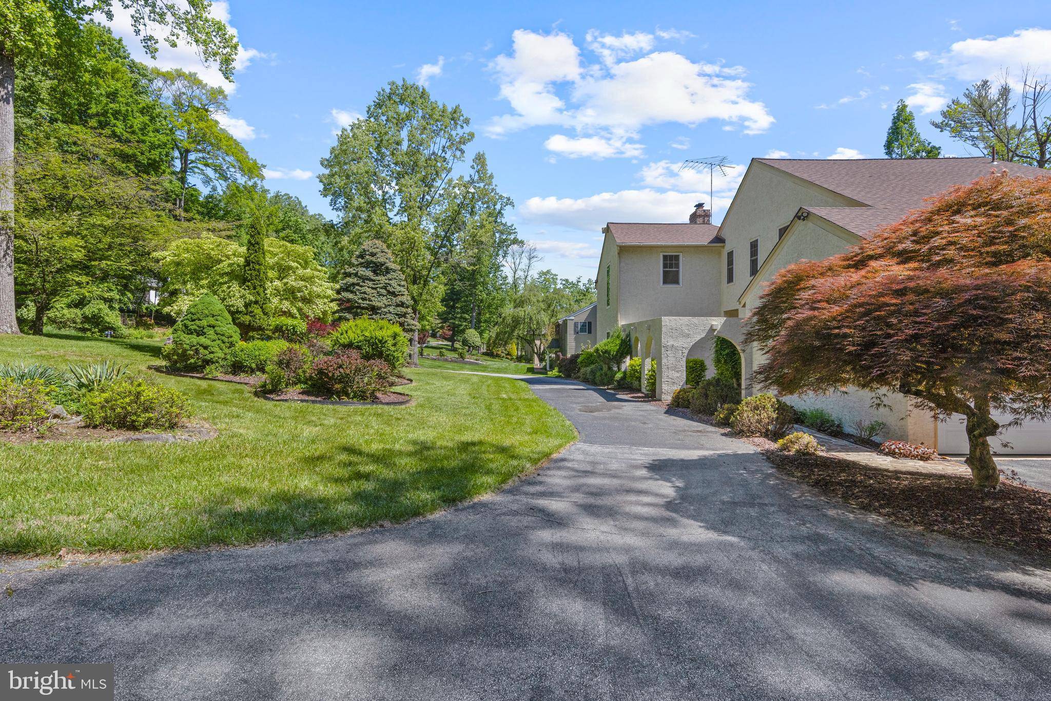 Newtown Square, PA 19073,207 HANSELL RD
