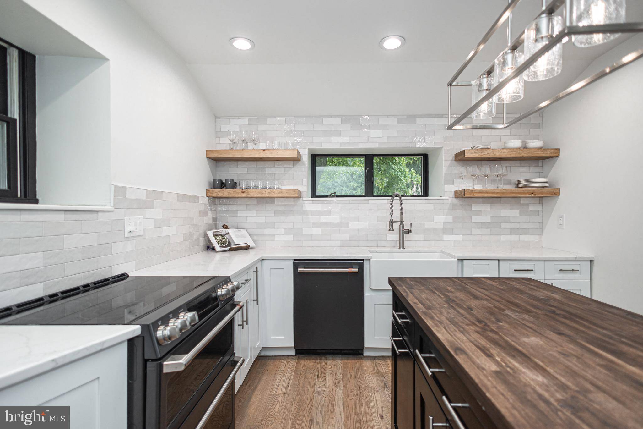 Doylestown, PA 18901,45 SAUERMAN RD