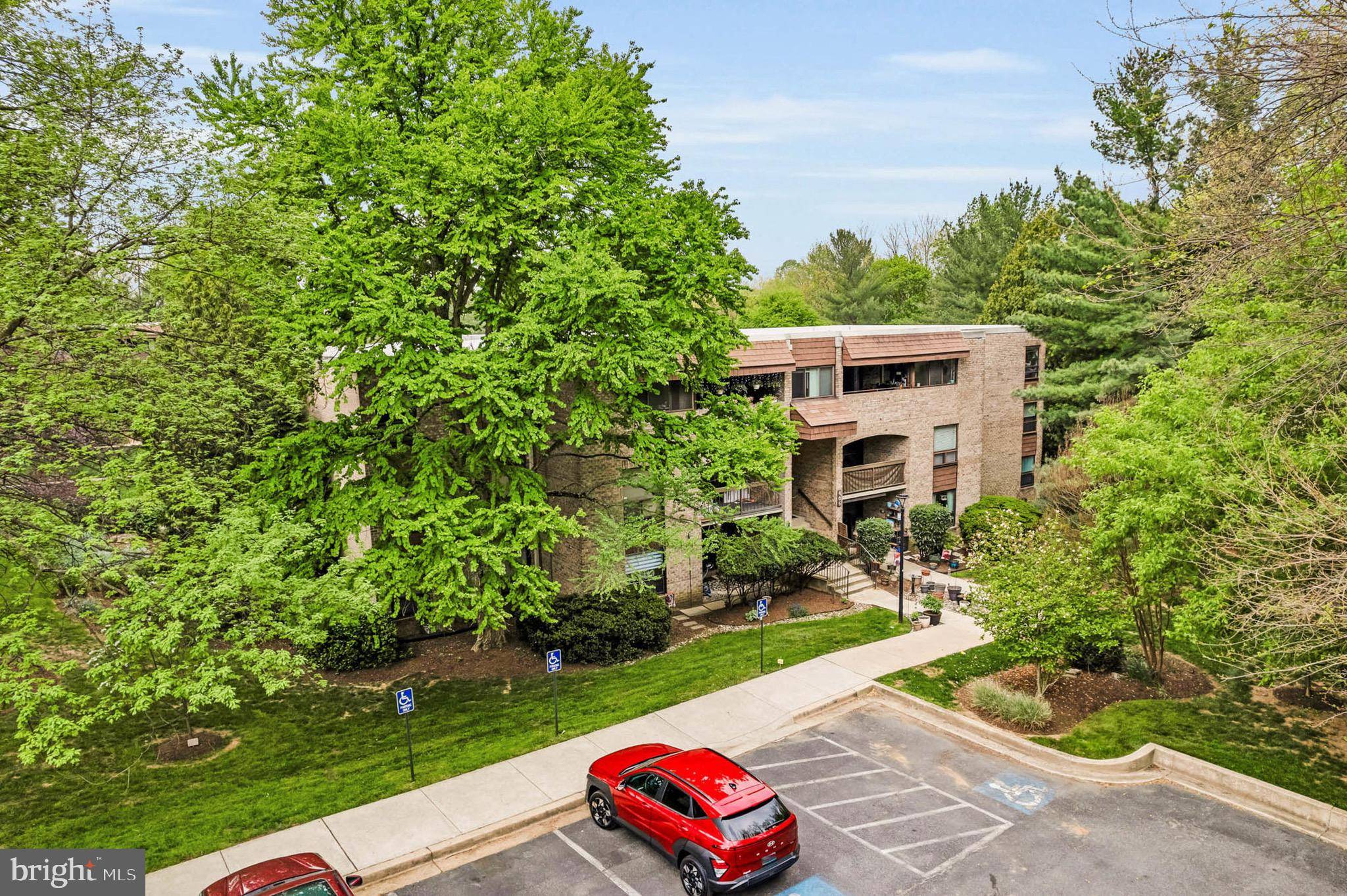 Gaithersburg, MD 20879,405 CHRISTOPHER AVE #22