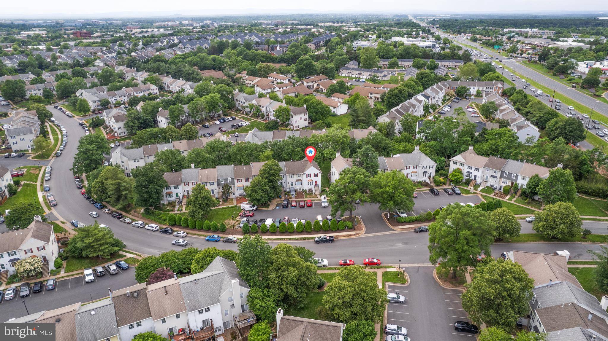 Chantilly, VA 20151,4038 SPRING RUN CT #7A