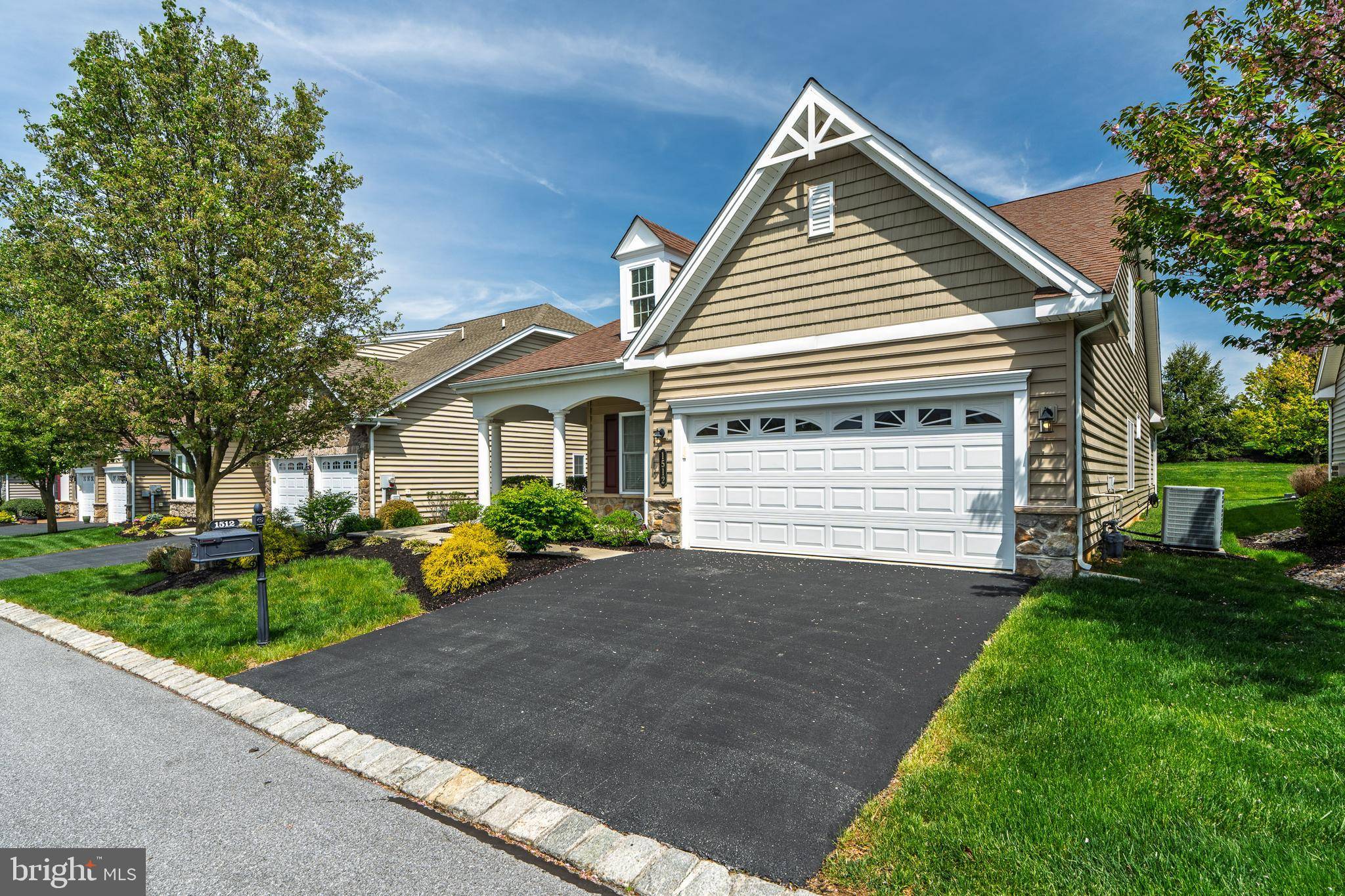 Mount Joy, PA 17552,1512 EMERSON DR